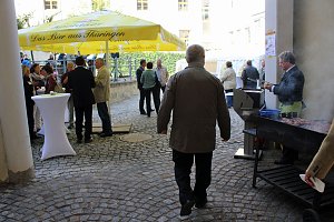 Landratsamt stand offen