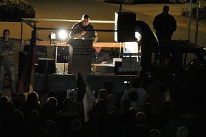Demonstration und Gegendemonstration (1)