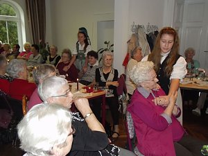 WB 4 feiert z&uuml;nftiges Herbstfest