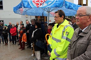Grundsteinlegung f&uuml;r neues Wohn- und Gesch&auml;ftshaus