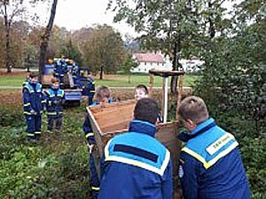 Pflege der Entenhäuser