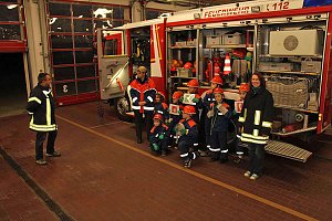 Leistungsabzeichen der Th&uuml;ringer Jugendfeuerwehr abgelegt