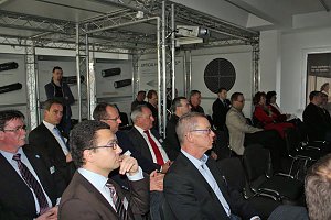 Wirtschaftsminister zum Unternehmerfr&uuml;hst&uuml;ck bei Sonlux