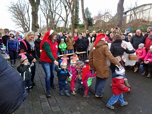 Weihnachtliche Atmosph&auml;re zum Weihnachtsmarkt in der Kindervilla