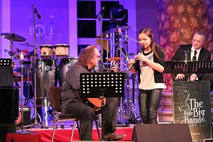 Mit tollem Swing in die Weihnachtszeit