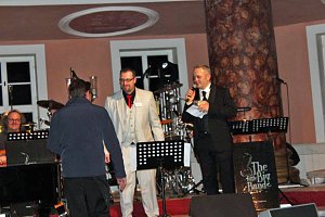 Mit tollem Swing in die Weihnachtszeit