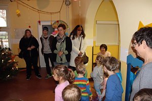 Zum 60. Spielger&auml;te und eine Torte