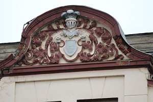 Sanieren, abrei&szlig;en oder einst&uuml;rzen lassen?