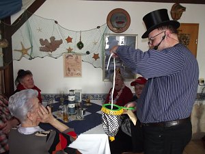 Beim singenden Fischkoch in Vehra