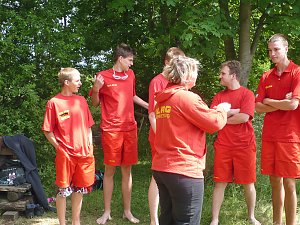 Als Rettungsschwimmer im Sommer aktiv