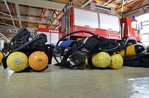 Atemschutzger&auml;tetr&auml;ger Lehrgang 2016 in der Feuerwehr Greu&szlig;en