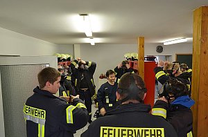Atemschutzger&auml;tetr&auml;ger Lehrgang 2016 in der Feuerwehr Greu&szlig;en