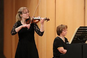 Junge Geiger im Konzert