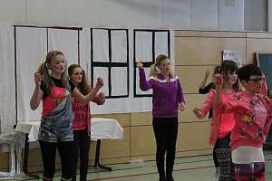 Ein gro&szlig;artiges Schulfest