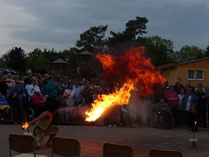 Die Wohnheime der Nordth&uuml;ringer Lebenshilfe feierten den 25. Geburtstag der GmbH auf der Feuerkuppe