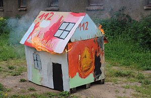 Hausbrand - Beifall geklatscht