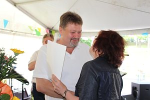"Wir bauen Br&uuml;cken"