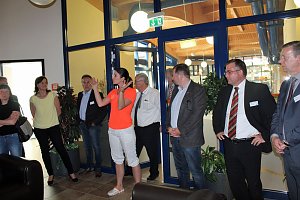 Mit Unternehmern gefr&uuml;hst&uuml;ckt
