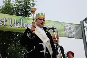 Laubk&ouml;nig gekr&ouml;nt - Geheimnis der Hofdamen gel&uuml;ftet!