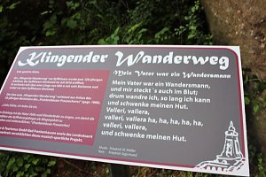 Klingender Wanderweg übergeben