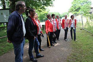 Klingender Wanderweg übergeben