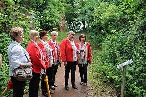 Klingender Wanderweg übergeben