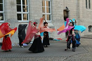 Farbenfrohes Sommerfest der VHS