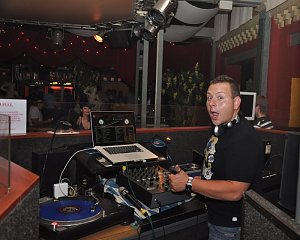 Musik und Handys in der Webe