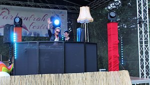 Farbenfroh Festival begonnen