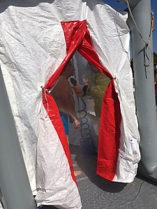 Hei&szlig;er Tanz der Rettungskr&auml;fte