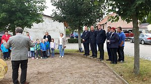 Spielger&auml;t in Ebeleben &uuml;bergeben