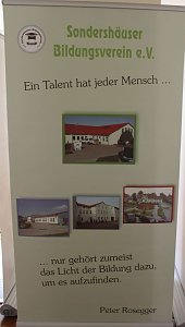 Zeugnis&uuml;bergabe bei Bildungsverein