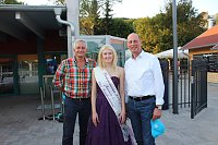 Zeugnis&uuml;bergabe bei Bildungsverein
