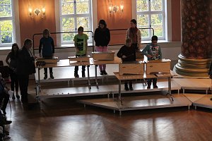 Getanzt und gesungen