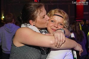Wir bekennen Farbe! - so hieß das Motto der Nacht vom Samstag zu Sonntag im Nordhäuser Jugendclubhaus. Auf die Gäste wartete nicht nur jede Menge Licht, sondern auch jede Menge toller Musik. Wir haben wieder die Galerie für Sie zusammengestellt.