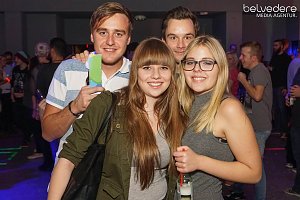 Wir bekennen Farbe! - so hieß das Motto der Nacht vom Samstag zu Sonntag im Nordhäuser Jugendclubhaus. Auf die Gäste wartete nicht nur jede Menge Licht, sondern auch jede Menge toller Musik. Wir haben wieder die Galerie für Sie zusammengestellt.