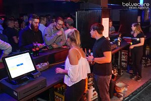 Wir bekennen Farbe! - so hieß das Motto der Nacht vom Samstag zu Sonntag im Nordhäuser Jugendclubhaus. Auf die Gäste wartete nicht nur jede Menge Licht, sondern auch jede Menge toller Musik. Wir haben wieder die Galerie für Sie zusammengestellt.