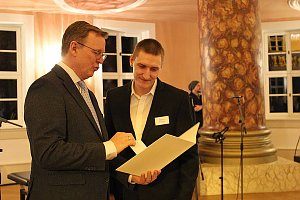 WAGO-Stiftung w&uuml;rdigt hervorragende Pr&uuml;fungsergebnisse