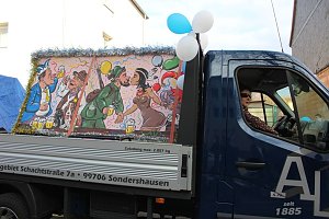 N&auml;rrinnen und Narren zogen durch die Stadt (1)  Beim gr&ouml;&szlig;ten Rosenmontagsumzug im Norden Th&uuml;ringens der heute am Vormittag auf der bekannten Route durch Sondershausen zog, war wie in den letzten Jahren  ein gro&szlig;er Publikumsmagnet...   Die Sondersh&auml;user Narren und Jecken haben auch 2017 den Rosenmontag wieder fr&ouml;hlich und beschwingt mit ihrem Umzug durch die Stadt zu einem H&ouml;hepunkt gemacht und auf