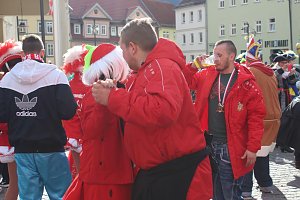 N&auml;rrinnen, Narren und schr&auml;ge Typen