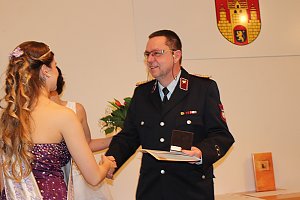 Bad Frankenhausen ehrt seine Feuerwehrleute