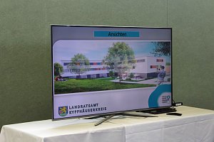 Gr&ouml;&szlig;ter Spatenstich f&uuml;r gr&ouml;&szlig;ten Eigenbau des Kyffh&auml;userkreises