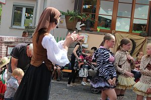 "Gro&szlig;e Schweinerei" vor der Kindervilla