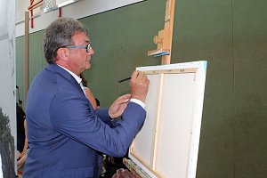 Spatenstich f&uuml;r Franzbergschule erfolgt