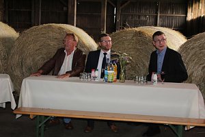  Ministerpr&auml;sident wird Pate von Tieren