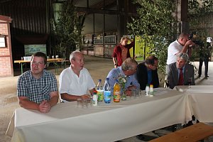  Ministerpr&auml;sident wird Pate von Tieren