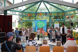 Einschulung und Einweihung neuer R&auml;ume