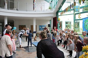 Einschulung und Einweihung neuer R&auml;ume