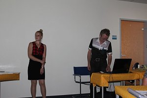 Informations- und Lernmaterial &uuml;bergeben