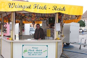Weinprinzessin Shantel I. gekr&ouml;nt